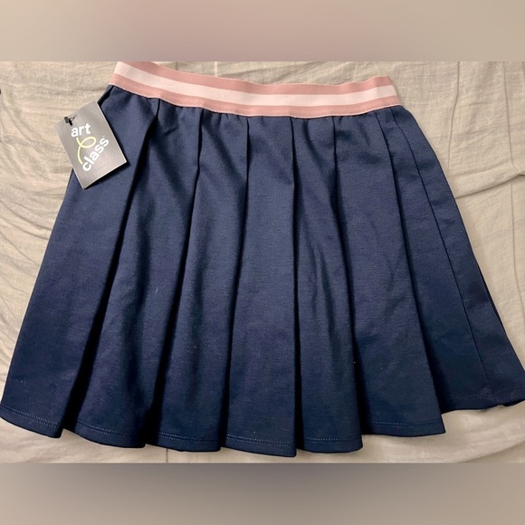 Art Class Girls Navy pleated Skirt size Youth Large - Picture 1 of 3